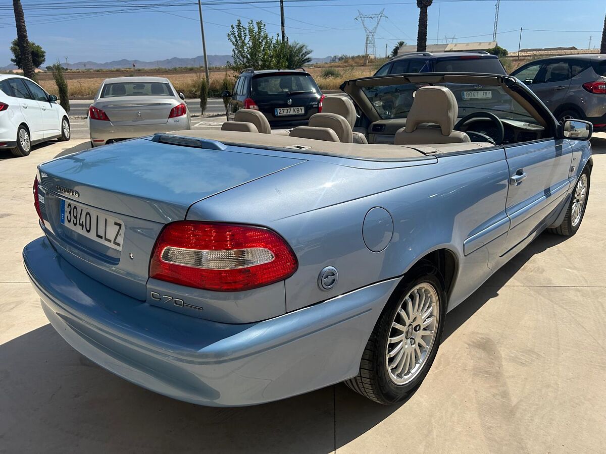 VOLVO C70 CONVERTIBLE 2.0 T AUTO LPG SPANISH RHD IN SPAIN 131000 MILES 2005